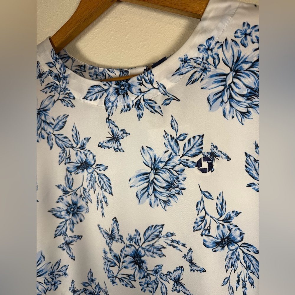 Lands End Short Sleeve Blue White Floral Blouse Butterfly Gold Buttons 6P - Picture 2 of 8